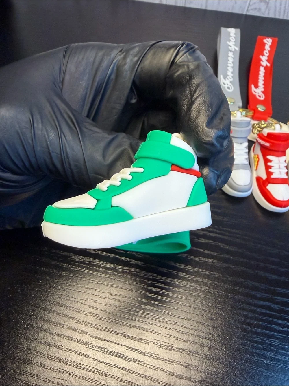 6Pcs Sneaker Keychain - Multicolor Set GREAT FOR GIFTS.